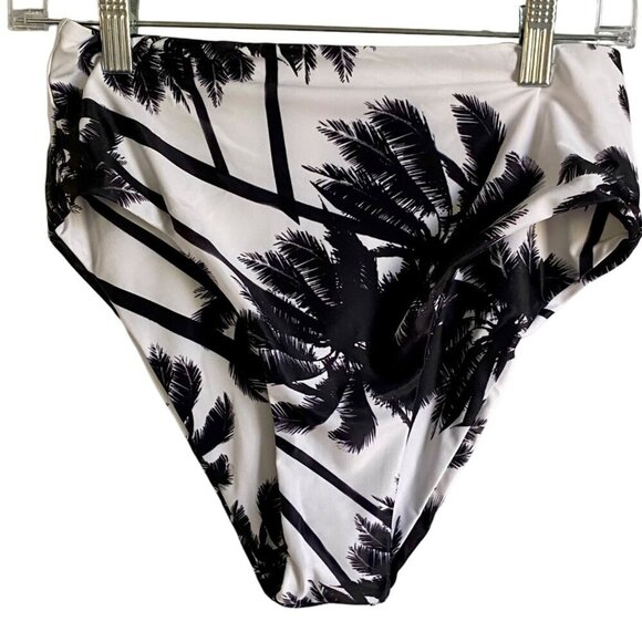 Blooming Jelly Two Piece Swimsuit Bikini Black Leaf Palm Trees Medium NEW NWT - Picture 4 of 11